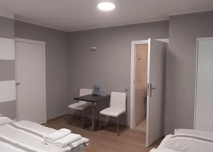 Bed and Breakfast 10 Πόζναν